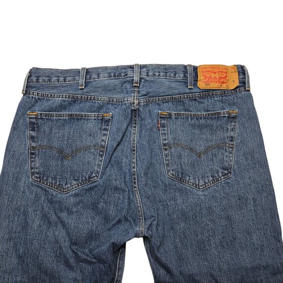 Levis 501 Jeans Mens 42 x 26 Blue Straight Button Fly Medium Wash High Rise - Picture 11 of 16